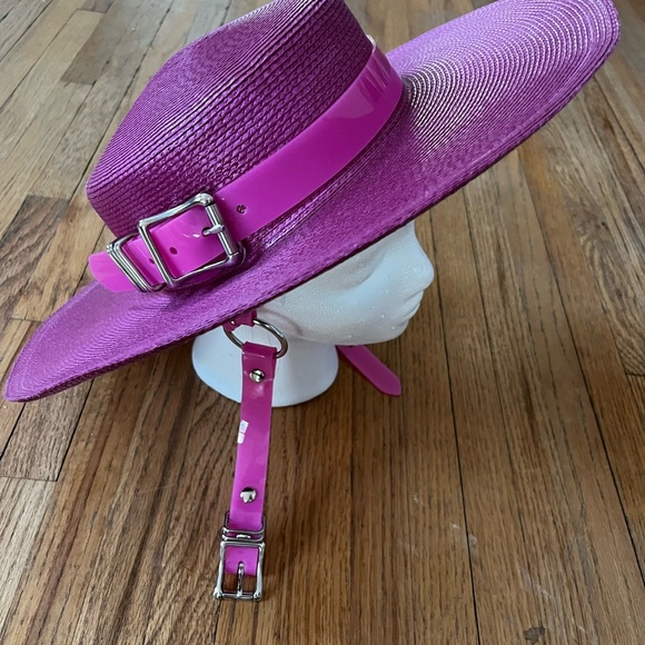 Hot pink cowboy hat with chinstrap! - Picture 3 of 7
